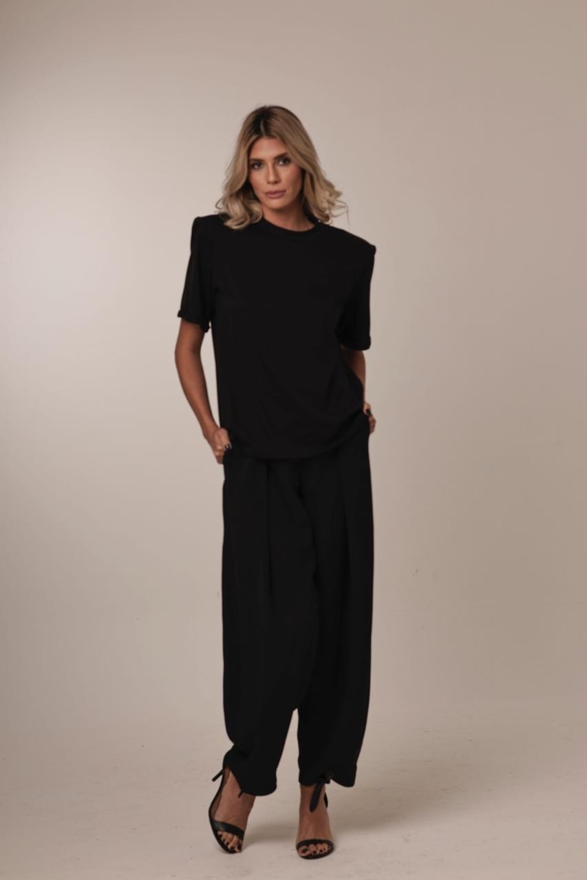 T-shirt Helena - Preto