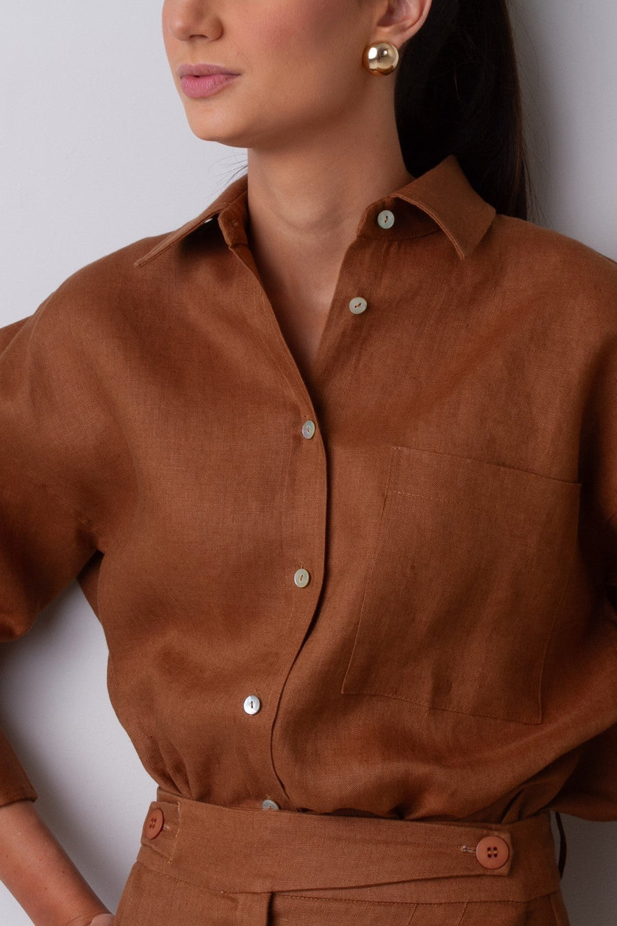 Camisa Antônia - Puro Linho Marrom