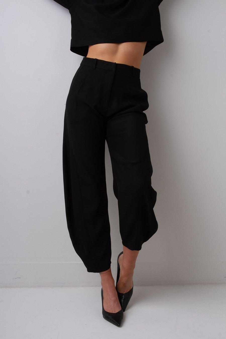 Calça Barrel Manuella - Preto