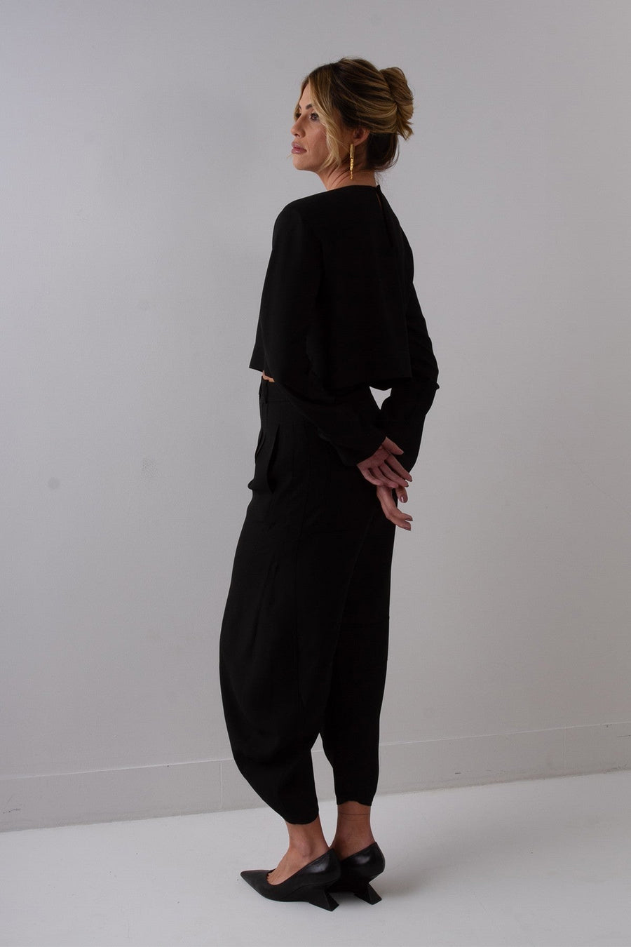 Calça Barrel Manuella - Preto