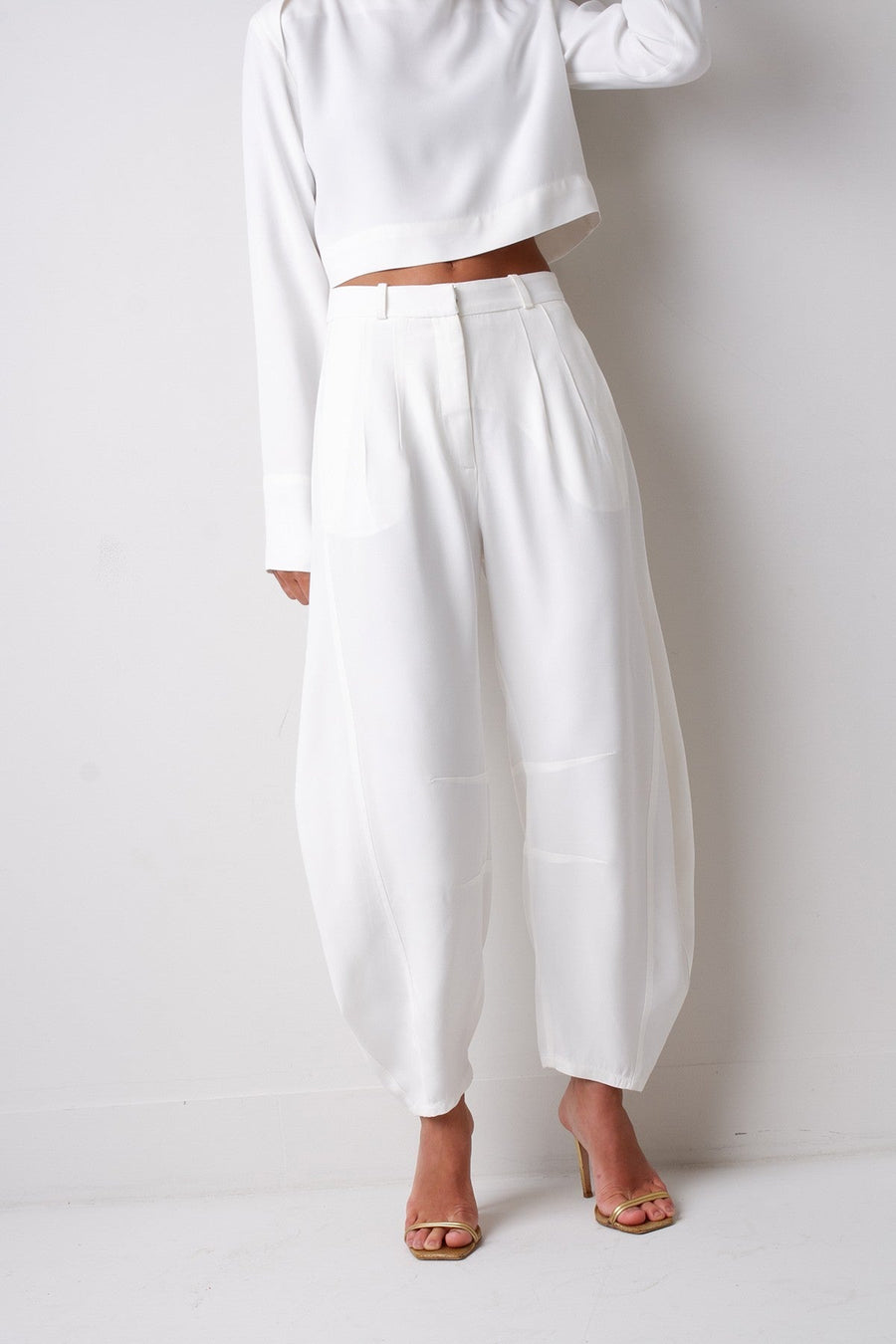 Calça Barrel Manuella - Off